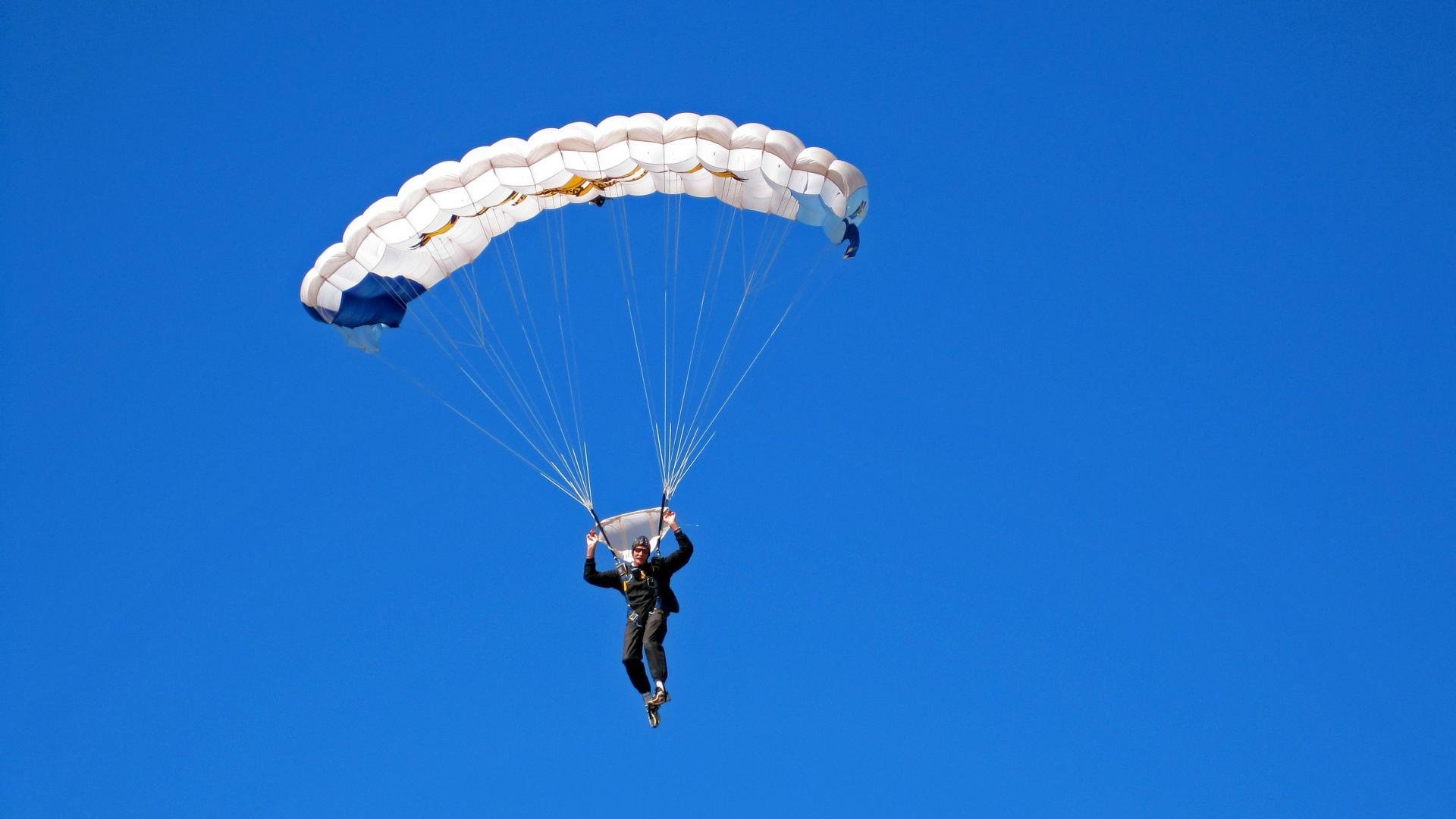 青少年足球技术大赛激烈进行，涌现潜力新星，青少年足球赛事有哪些